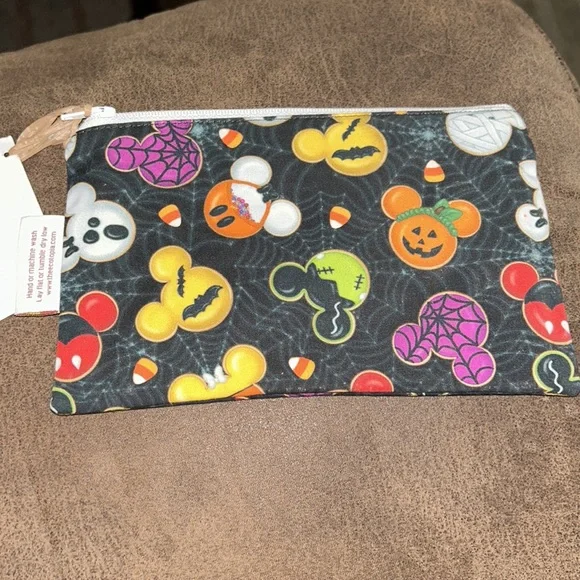 NWT Reusable food bag- Disney Halloween theme - Picture 4 of 10